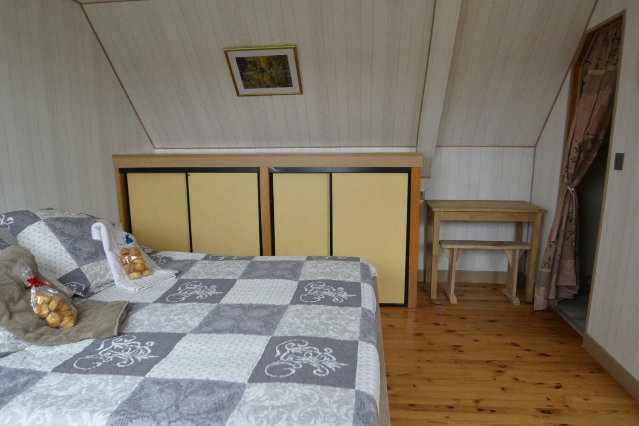 Couloumine Breizh Bed & Breakfast Saint-Aignan  Bagian luar foto