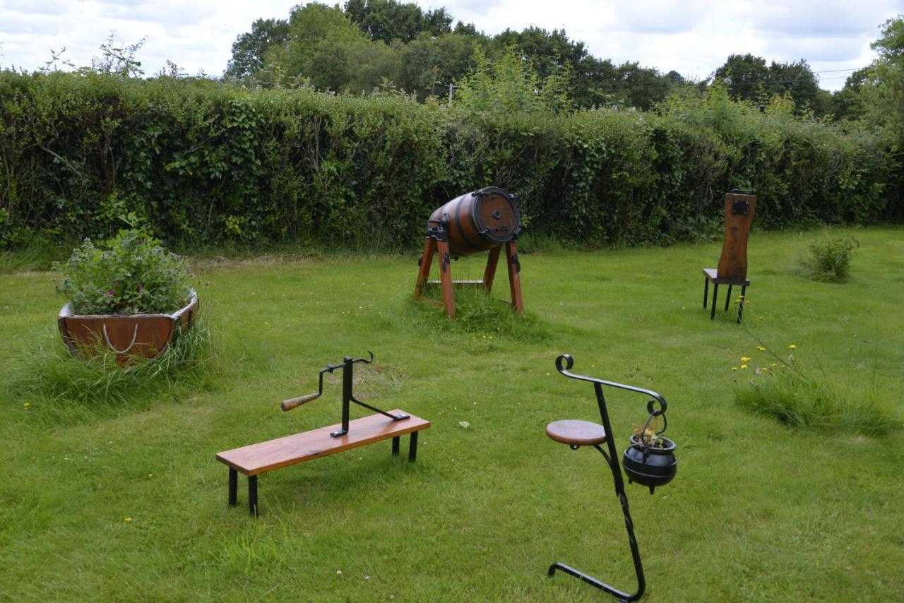 Couloumine Breizh Bed & Breakfast Saint-Aignan  Bagian luar foto
