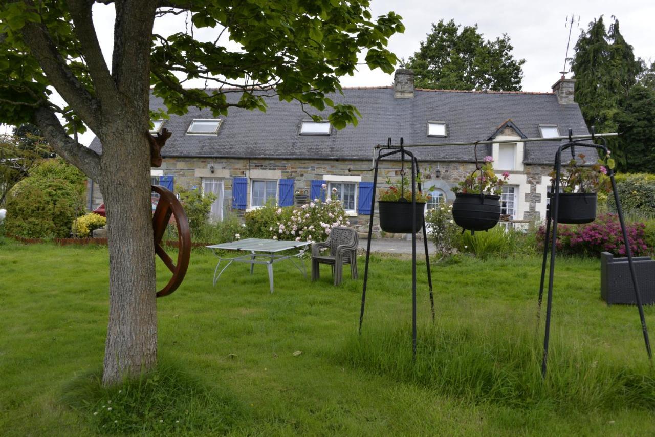 Couloumine Breizh Bed & Breakfast Saint-Aignan  Bagian luar foto